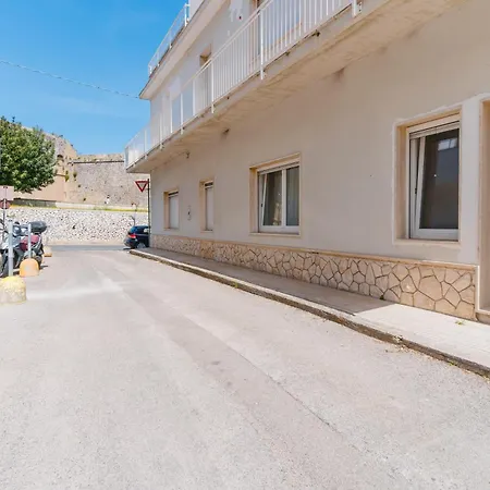 Апартаменты Elegante Nausica Al Castello