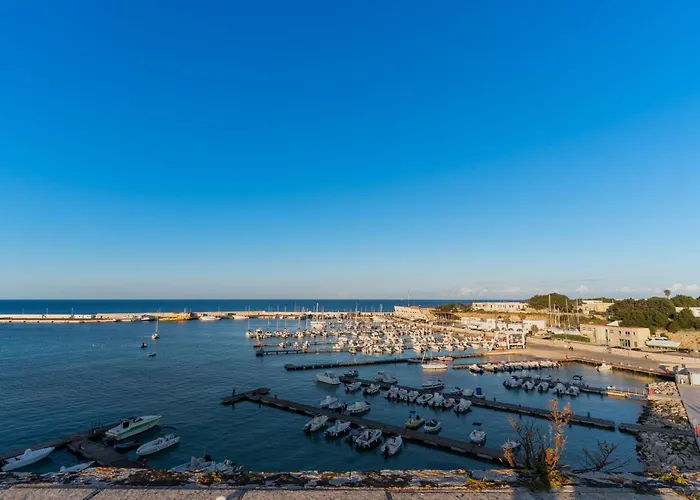 Апартаменты Elegante Nausica Al Castello *